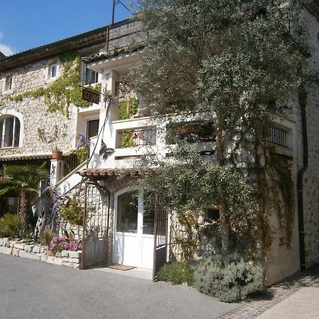Gite L'Etape Vallon-Pont-dʼArc Εξωτερικό φωτογραφία