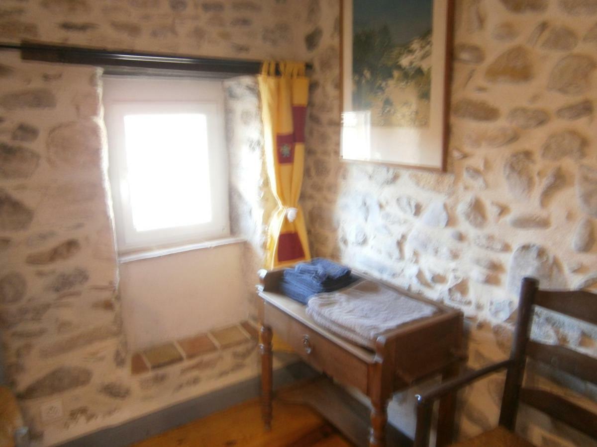 Gite L'Etape Vallon-Pont-dʼArc Εξωτερικό φωτογραφία